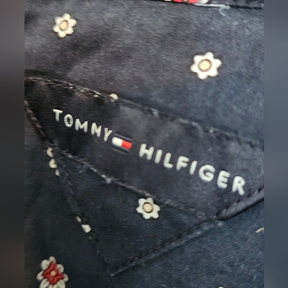 Tommy Hilfiger Dark Blue Floral Button Down Shirt - Picture 3 of 3